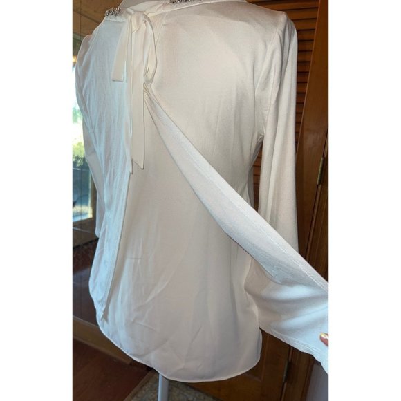 White House Black Market — XSP - Picture 8 of 11